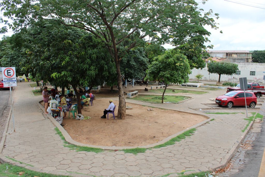 Polícia Militar registra tentativa de homicídio na Praça João de Deus Filho em Picos