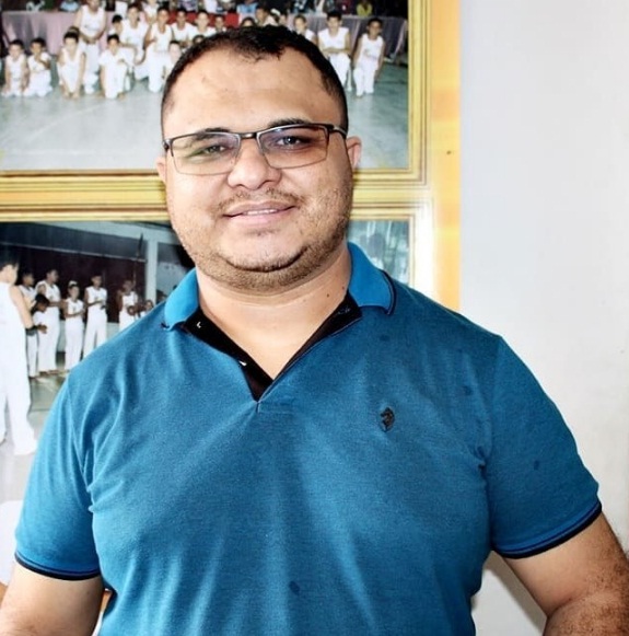 Pe. Walmir Lima nomeia João de Deus Sousa novo secretário de Educação de Picos