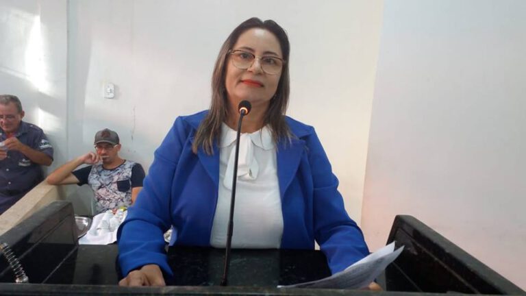 Vereadora Valdívia Santos destaca papel da mãe e da mulher nessa crise do coronavírus