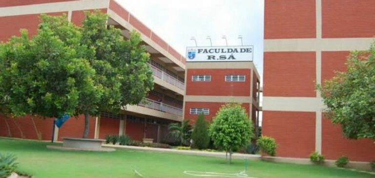 Inscrições abertas para o Vestibular Online 2020.2 da Faculdade R.Sá