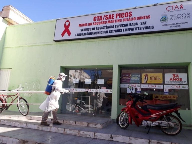 Saúde realiza sanitização e desinfecção em órgãos públicos do município