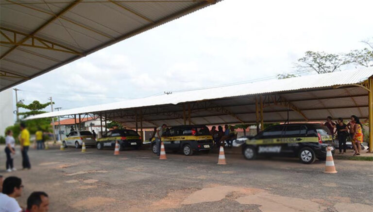 Autoescolas pedem retorno para agosto para alinhar reabertura com Detran