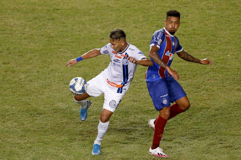 Bahia vence Confiança e garante vaga na final da Copa do Nordeste