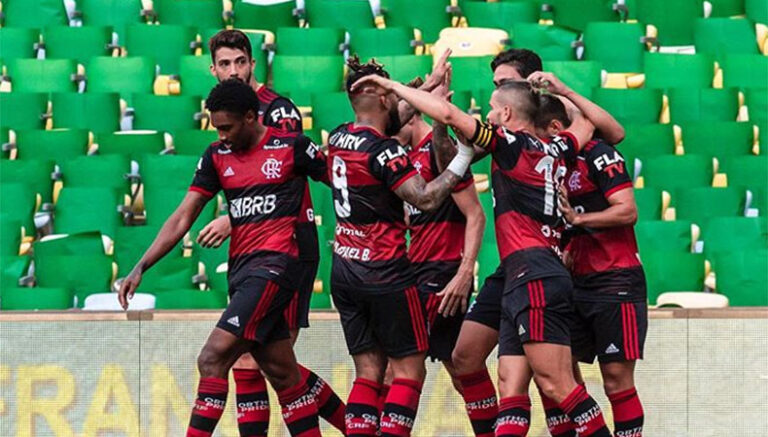 Técnico do sub-20 do Flamengo comanda treinos até chegada de novo treinador
