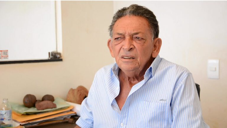 Em vídeo, Gil Paraibano diz que não tem aproximação com o Pe. Walmir Lima