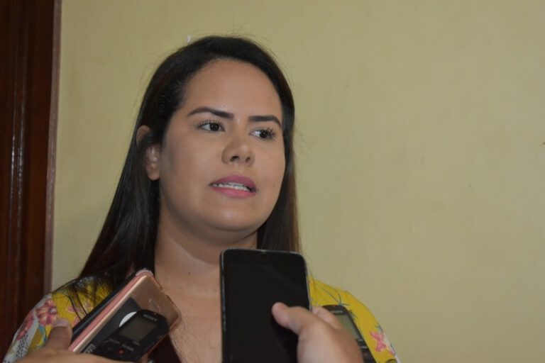 Sara Carvalho renuncia a Secretaria de Meio Ambiente de Picos