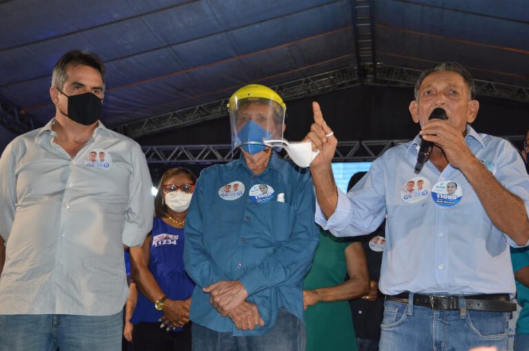Gil Paraibano realiza primeiro comício em Picos e atrai grande público no bairro Junco
