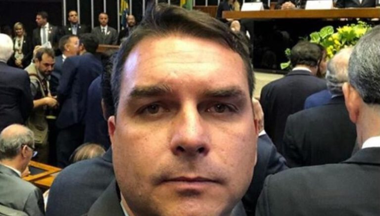 Flávio gera incômodo a aliados do presidente Jair Bolsonaro