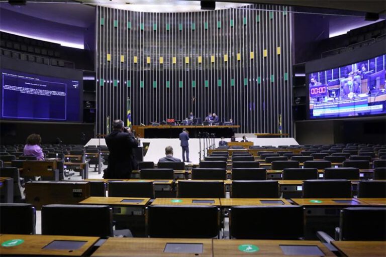 Congresso aprova R$ 27 bilhões para Orçamento