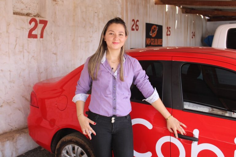Quebrando barreiras: mulher conta como enfrenta assédio sendo motorista de aplicativo e administrando posto de lavagem