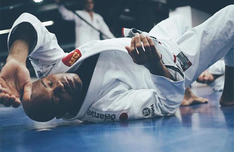 Anderson Silva perde luta que pode ter sido sua despedida