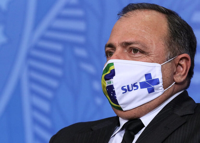 Governadores esperam que Pazuello anuncie múltiplas vacinas nesta terça