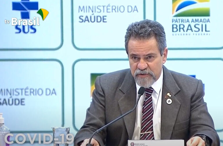 Ministério da Saúde diz que vacinação no Brasil pode começar entre 20/1 e 10/2