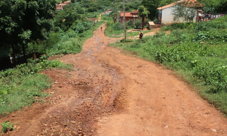 Moradores encontram corpo em decomposição no bairro Morada do Sol