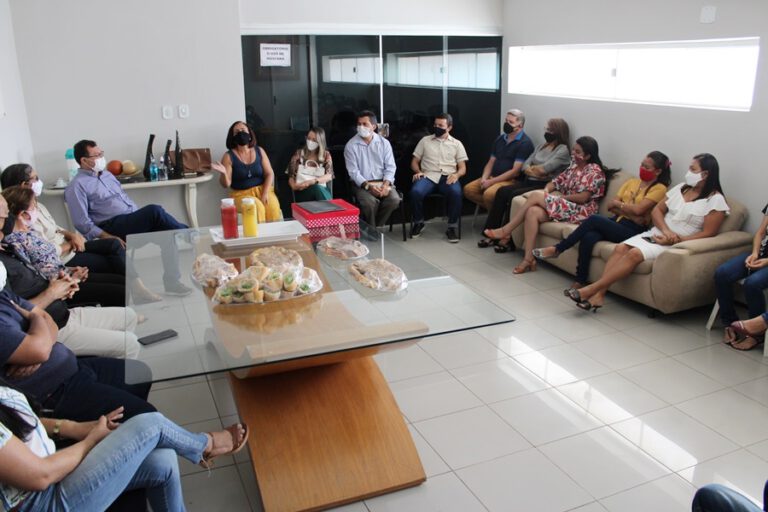 Câmara de Picos desenvolve ação alusiva a campanha Janeiro Branco