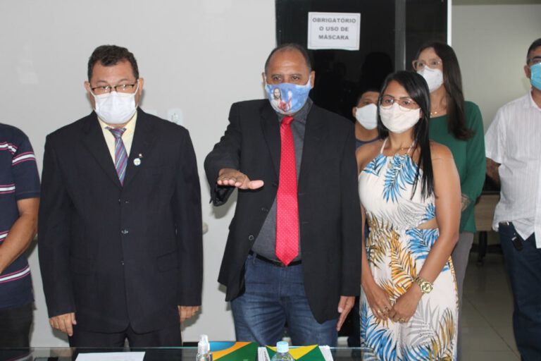 Primeiro suplente Maté foi empossado como vereador nesta sexta-feira (15)