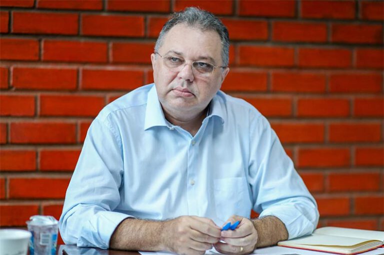 “Todas as cidades do Piauí vão ter condições de realizar vacinação”, garante secretário