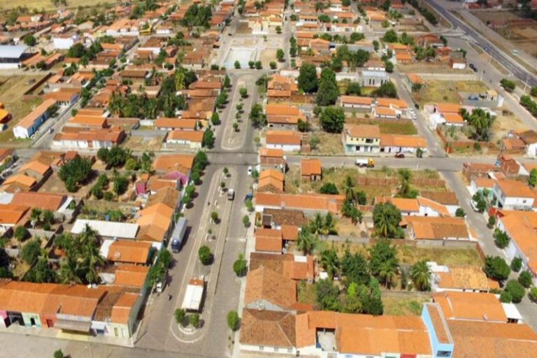 Patos do Piauí: Matrículas para a Educação de Jovens e Adultos (EJA) e para as atividades do Serviço de Convivência e Fortalecimento de Vínculos estão abertas