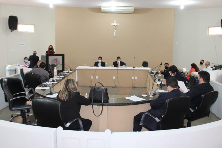 Vereadores aprovam PL que regulamenta incentivo aos profissionais da saúde