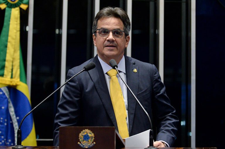 Ciro reitera presença de Bolsonaro em inauguração de ponte no Piauí