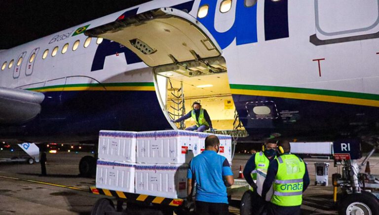 Piauí recebe lote com 129 mil doses de vacinas para segunda dose de imunização