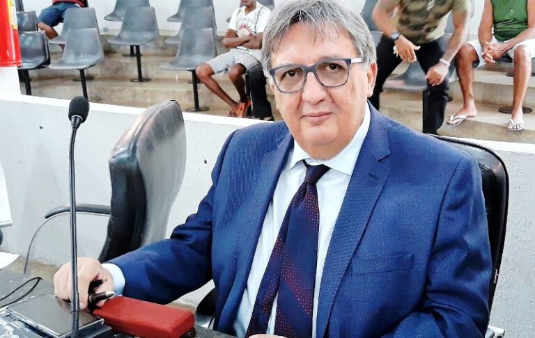 Prefeito Gil Paraibano decreta luto oficial de 3 dias pelo falecimento do ex-vereador Carlos Luís Nunes de Barros