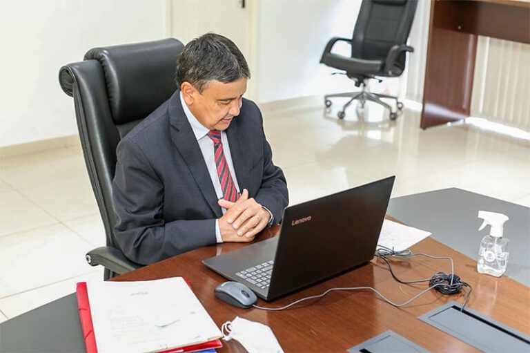 Governador prorroga decreto até o dia 11 e estuda antecipar feriado para sexta-feira