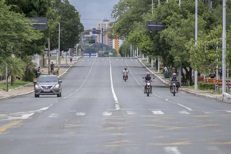 Agosto começa com manutenção de medidas restritivas contra a Covid-19