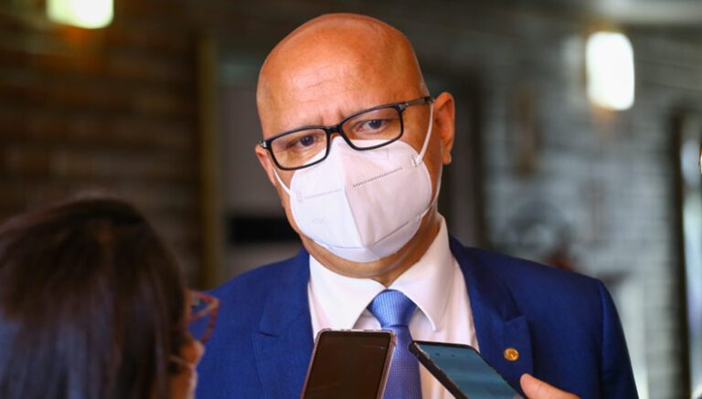 Franzé Silva nega plano “B” e possibilidade de candidatura de Marcelo Castro
