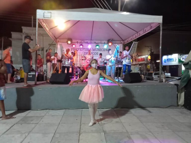 Natal Luz encerra sua quarta noite com grande participação do público