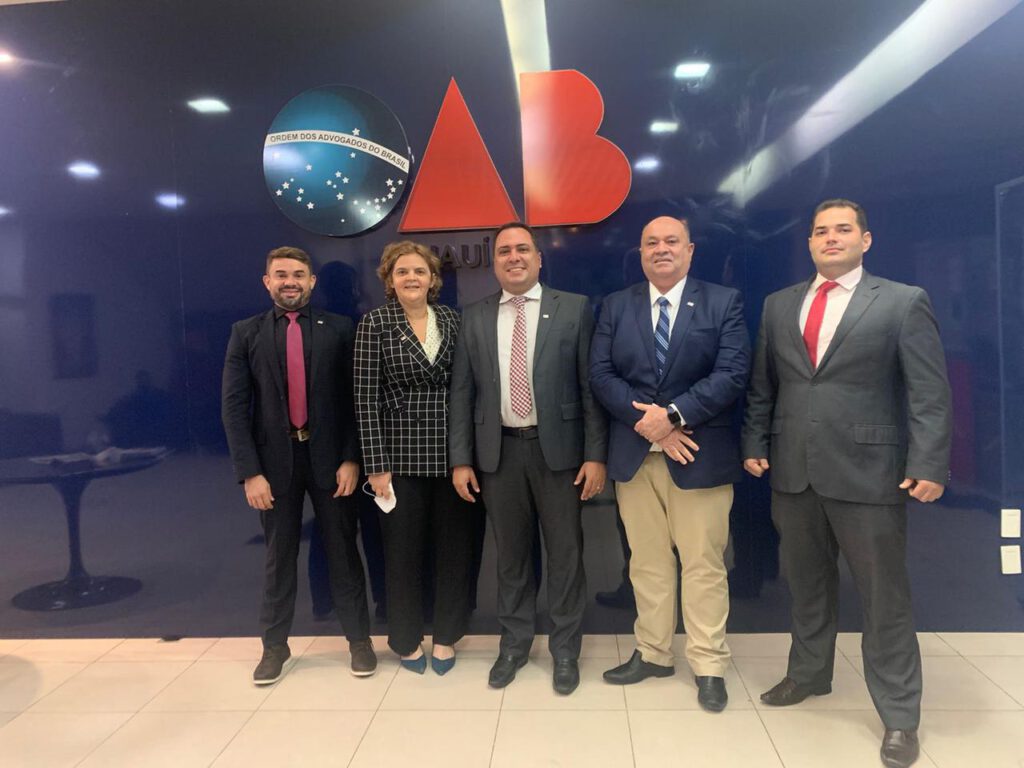 Advogados com atuação em Picos e região tomam posse na OAB Piauí