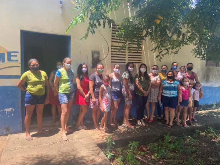 Secretária de Educação de Picos realiza visita em comunidade para implantação do Ensino Infantil