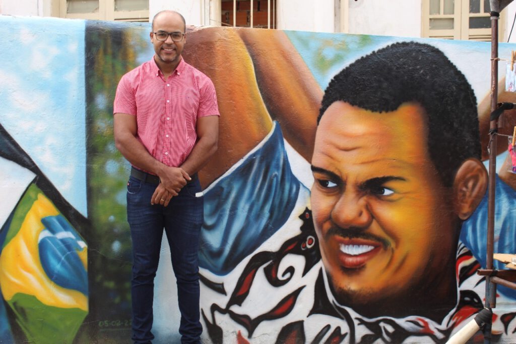 Cultura de Picos homenageia personalidades picoenses e nacionais com grafite