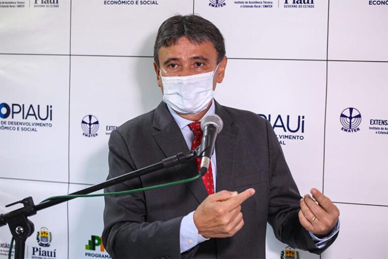 Wellington diz que governo trava recursos para o Piauí e cita Ciro