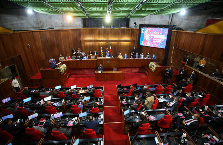 Deputados aprovam moção de repúdio contra declarações de Mão Santa