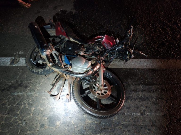 Motociclista perde a vida após colisão com caminhão em Picos