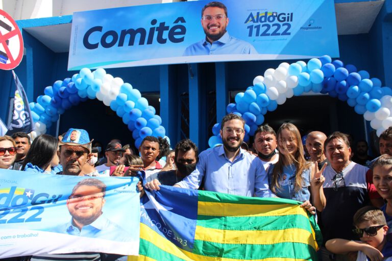 Aldo Gil inaugura comitê de campanha em Picos
