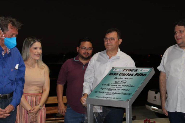 Durante inauguração da praça do bairro Condurú, vereador Chaguinha destaca compromisso com a comunidade
