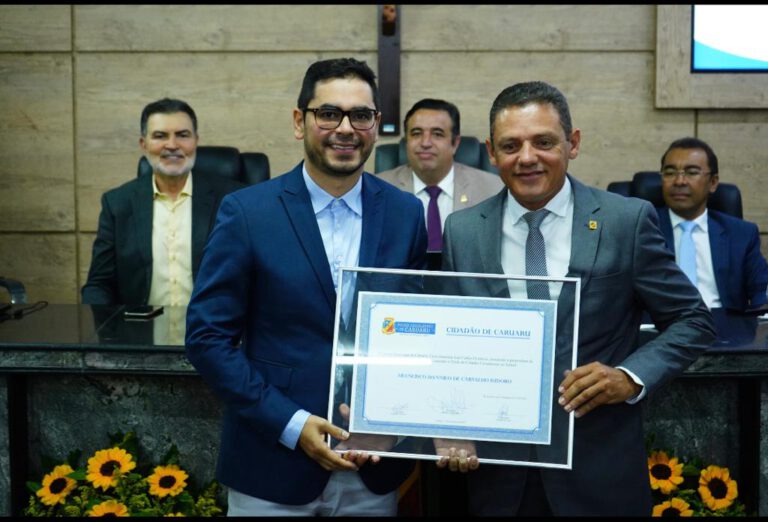 Médico picoense recebe título de cidadania caruaruense