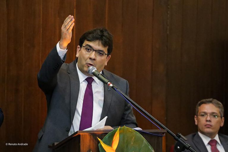 Rafael Fonteles é diplomado pelo TRE-PI e fala em “governar para todos e todas”
