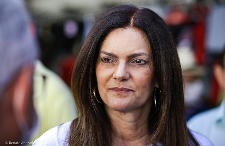 Iracema vota contra PEC que aumenta valor do Bolsa Família