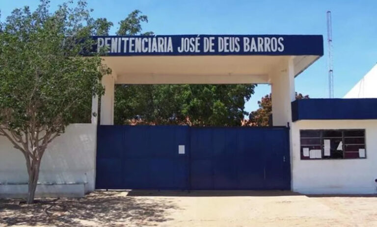 Detento morre após passar mal em cela de penitenciária em Picos