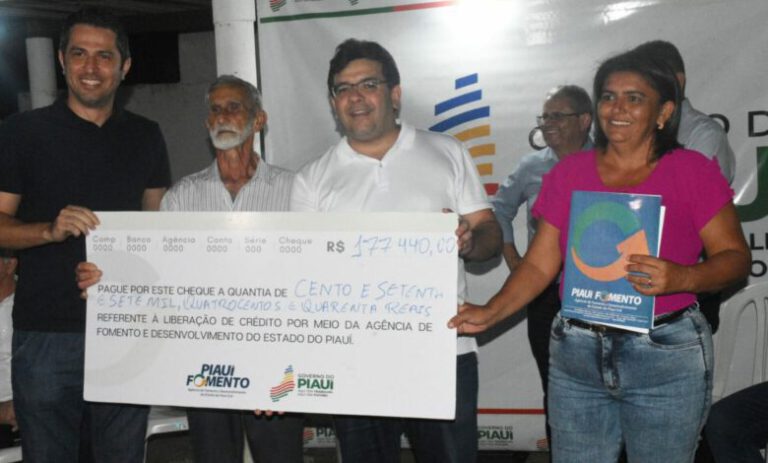 Governador libera crédito para produtores de Picos e prestigia prova de mountain bike