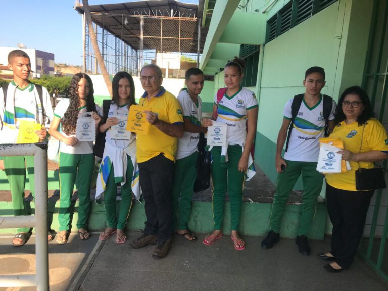 Lions Club de Picos desenvolve ações na Unidade Escolar Vidal de Freitas