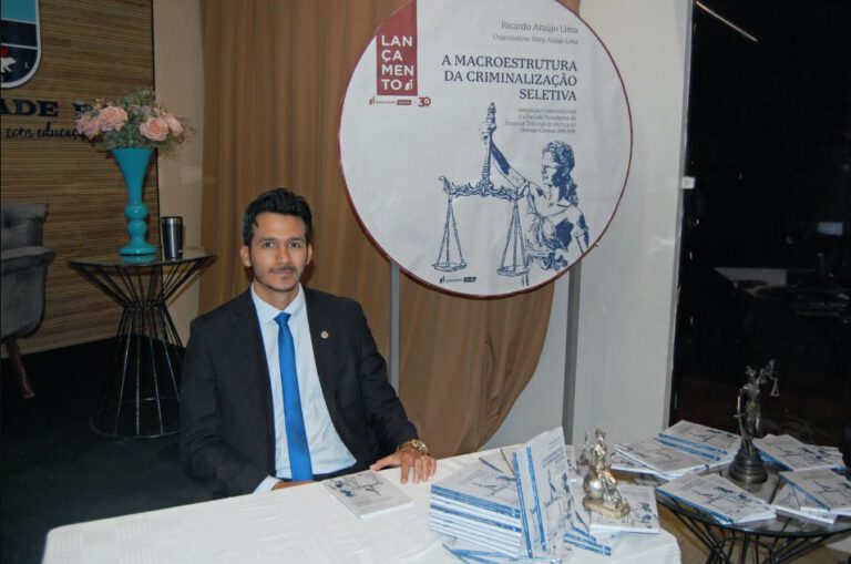 Professor de Direito da Faculdade R.Sá lança livro sobre a Macroestrutura da Criminalização Seletiva