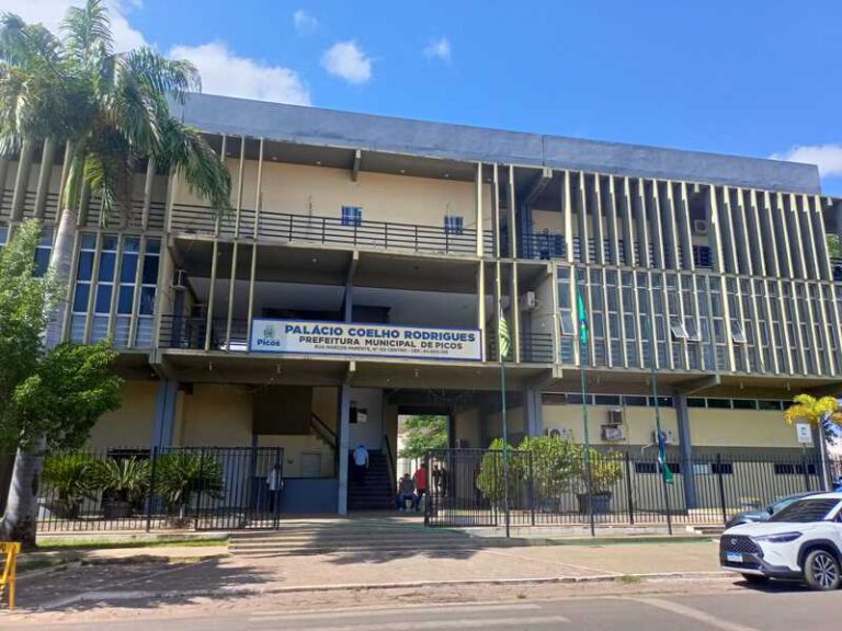 Prefeitura de Picos cria banco de dados para geração de emprego junto a pessoas com deficiência