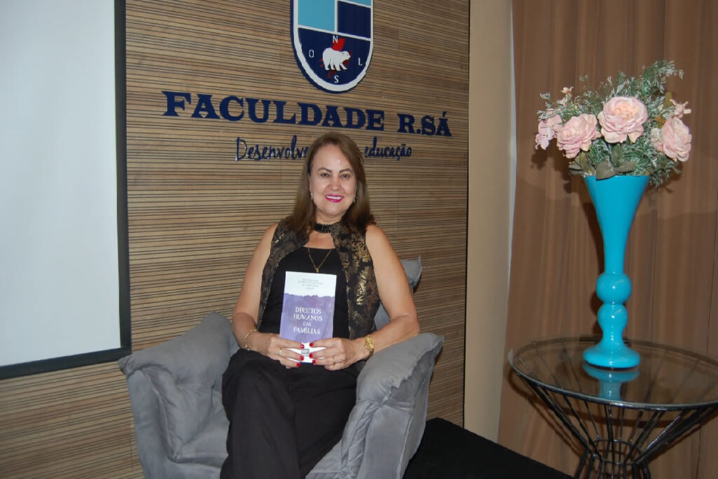 Docente da Faculdade R.SÁ lança Coletânea sobre “Direitos Humanos das Famílias”