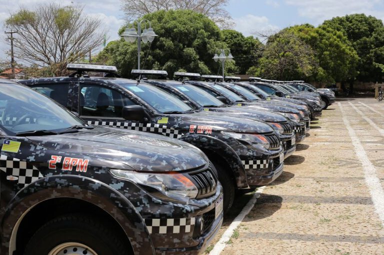 Governo entrega 200 novas viaturas pick-ups para a Polícia Militar na quinta (12)
