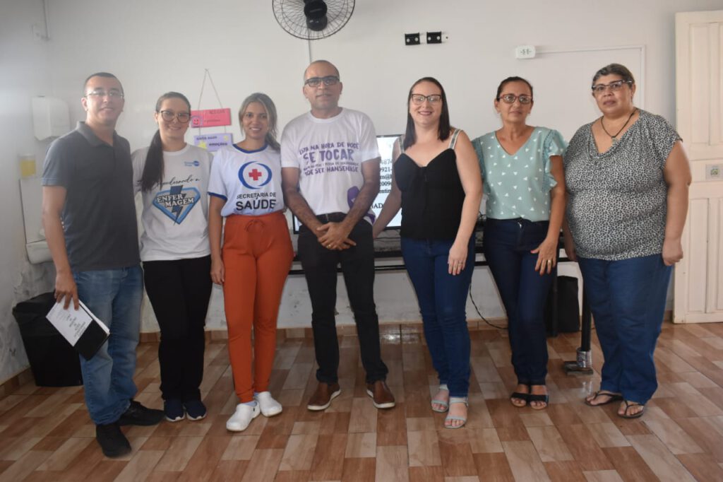 JANEIRO ROXO: Coordenador do PAM realiza palestra no CAPS AD II acerca da prevenção contra a Hanseníase