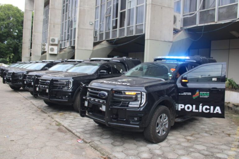 Secretaria da Justiça entrega novas viaturas para o sistema prisional nesta quarta (5)
